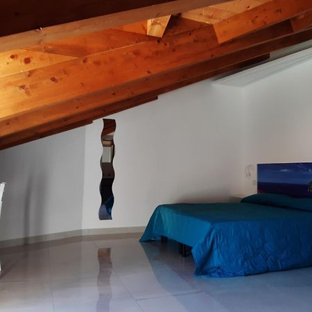 アジェーロラ Raggio Di Sole Bed & Breakfast エクステリア 写真